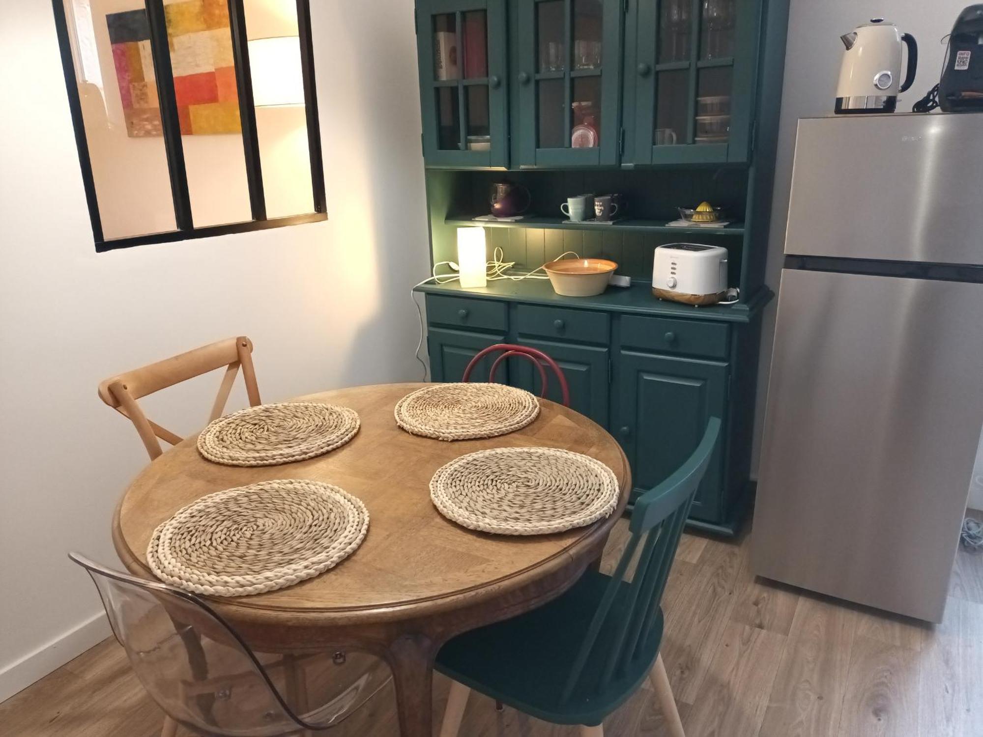 Appartement T2 Renove, Centre-Ville Hendaye, Proche Baie, Sans Ascenseur, Balcon, Calme, Wifi Non Inclus - Fr-1-239-850 Екстер'єр фото