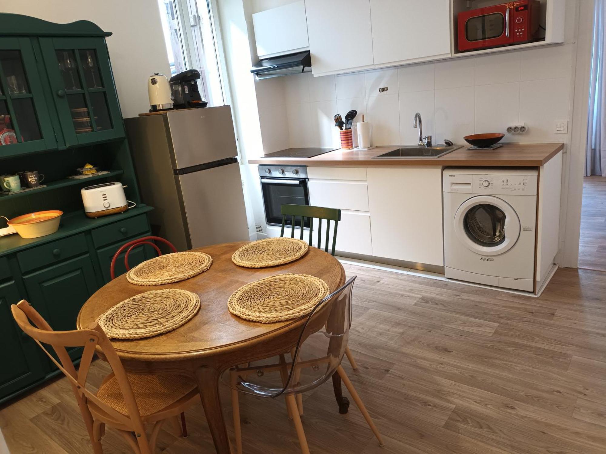 Appartement T2 Renove, Centre-Ville Hendaye, Proche Baie, Sans Ascenseur, Balcon, Calme, Wifi Non Inclus - Fr-1-239-850 Екстер'єр фото